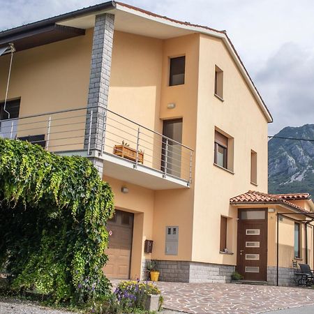 Borea Rooms - Sobe Budanje Випава Екстериор снимка